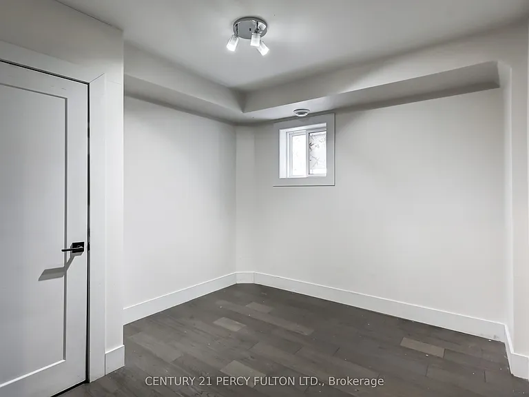 1989 Davenport Rd #1 — Photo 10