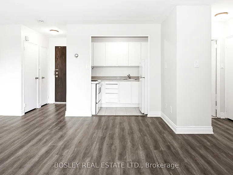 85 Lawton Blvd #403 — Photo 8