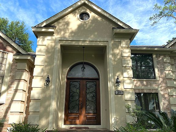 Elegant Stucco and Brick