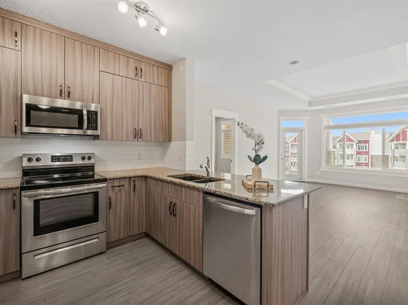 511 Queen St #409, Spruce Grove, AB T7X 0G4