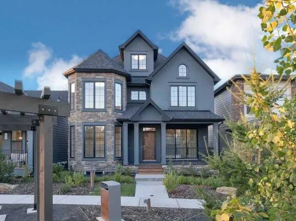 16 Treeline Ln SW, Calgary, AB T2Y 0S2