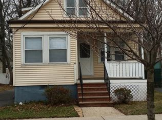 740 Drake Ave, Roselle, NJ 07203