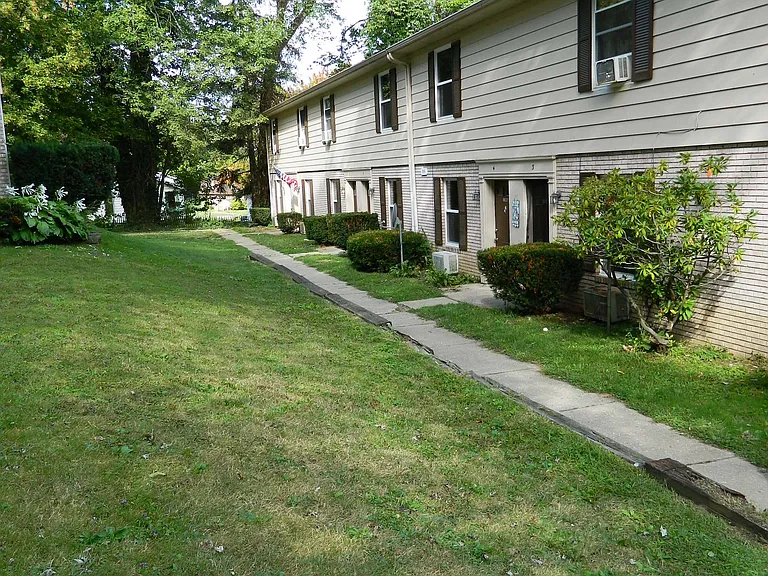 705 Bunker Hill Rd #1 — Photo 5