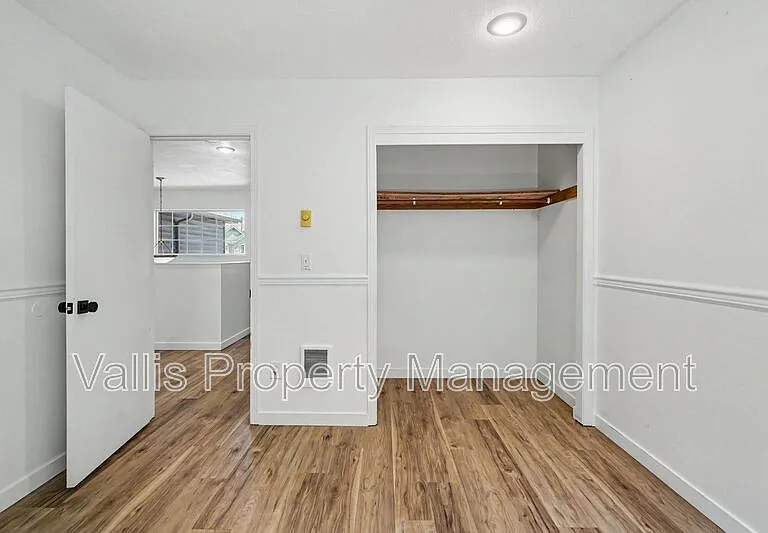 5260 Springcrest Dr S — Photo 21
