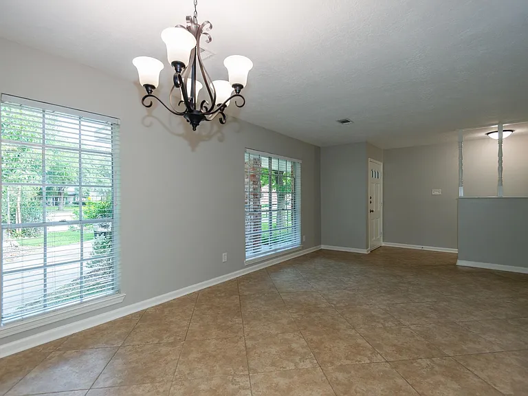 7403 Tall Pines Dr — Photo 6