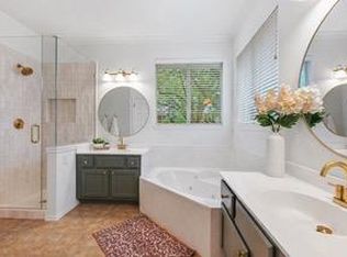 11817 Lake Stone Dr, Austin, TX 78738