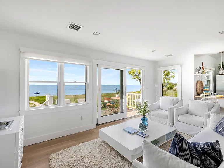 48 Bay Inlet Rd — Photo 5