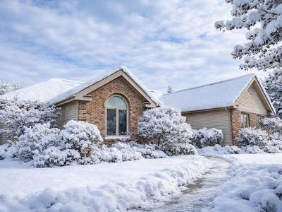 5834 Persimmon Drive, Fitchburg, WI, 53711