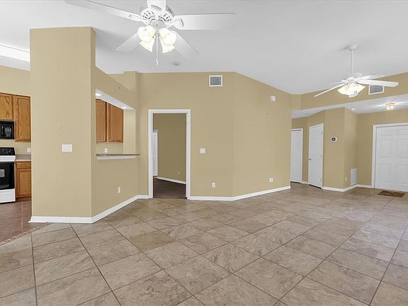 5th image of 7627 Bay Port Rd #55