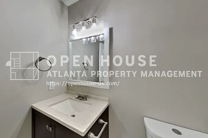 2920 Summit Point Ct — Photo 17