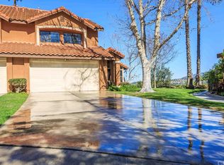 6015 E Ladera Ln, Anaheim, CA 92807