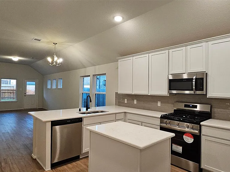 21258 Catalina Palm Dr — Photo 6