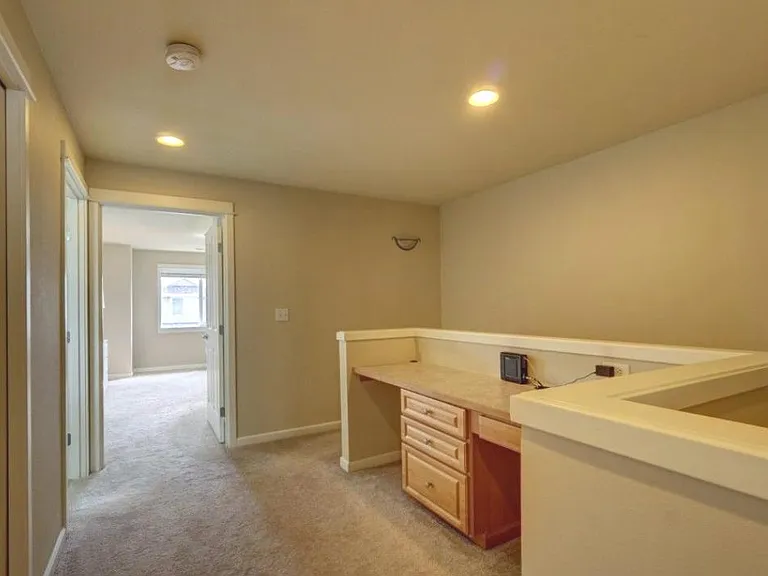 10700 SE 260th St #S102 — Photo 12