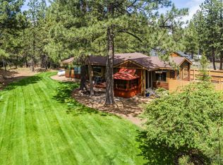18730 River Woods Dr, Bend, OR 97702