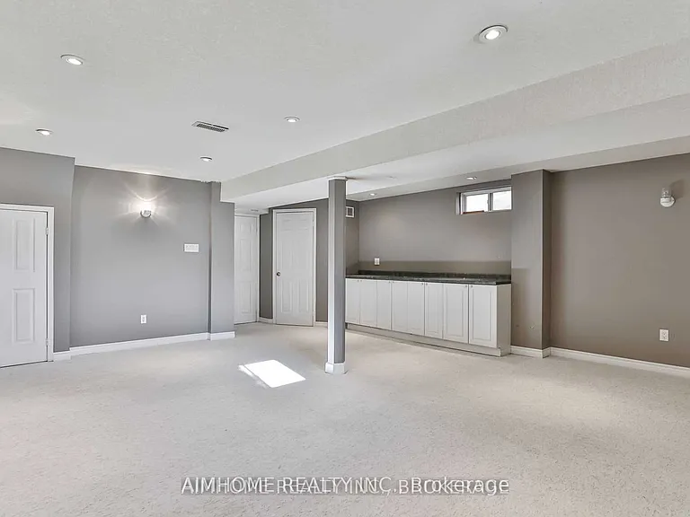 348 Kittridge Rd — Photo 22