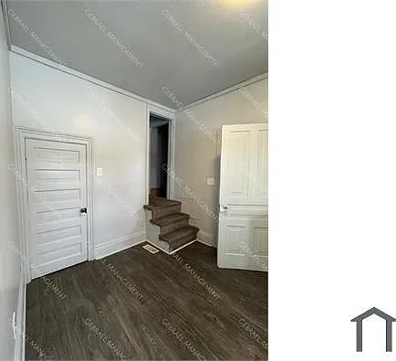 1118 Congress Ave #1 — Photo 4