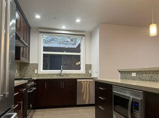 960 N San Antonio Rd UNIT 211, Los Altos, CA 94022