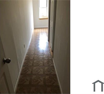 3rd image of 10 Brighton Ave #1