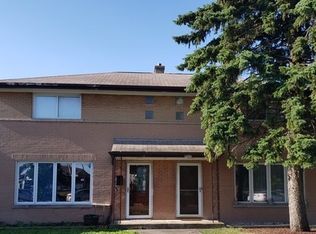 8923 Burlington Ave #8923, Brookfield, IL 60513