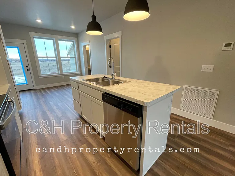 6075 Northstead Ave #1 — Photo 6