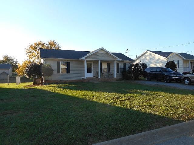1st image of 3430 Sandpiper Dr