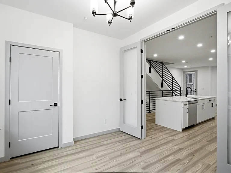 University Hills Townhomes — Photo 8