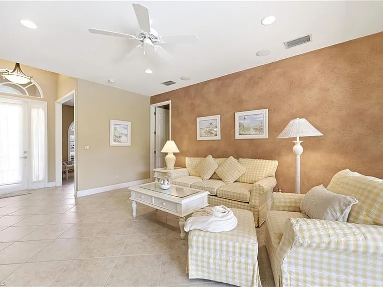 3951 Ruxton Rd — Photo 10