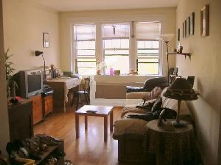 2003 Commonwealth Ave #17A — Photo 5