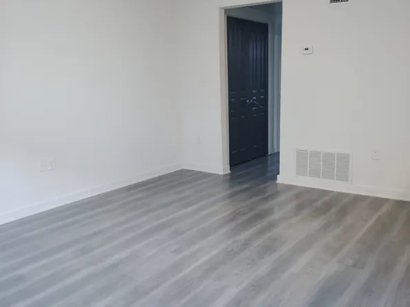 4211 San Jacinto St, Dallas, TX