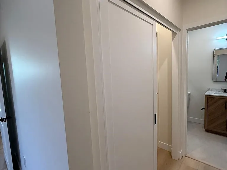 8605 Delco Ave #8605 — Photo 27