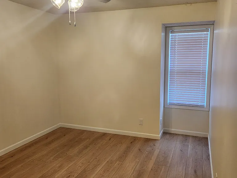 5706 N Autumn Ridge Ct #D — Photo 18