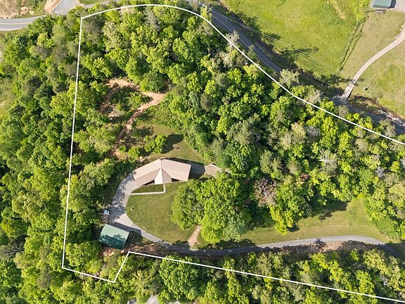 5th image of 1181 Pine Mountain Rd