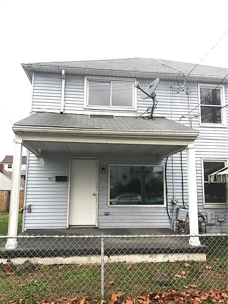 551 Farnsworth Ave photo 1