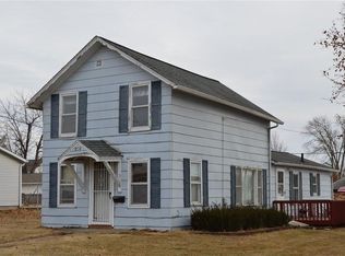 914 4th Ave, Vinton, IA 52349
