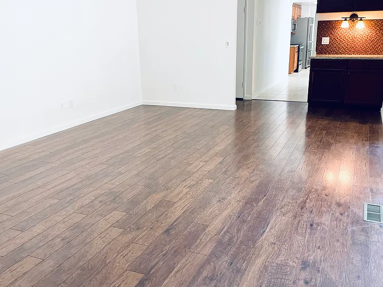 310 Miranda Ln — Photo 5