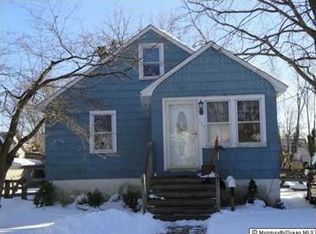 117 Seward Ave, Toms River, NJ