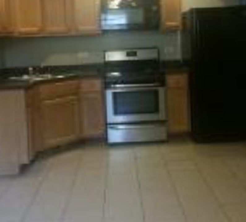 2nd image of 6817 S Indiana Ave