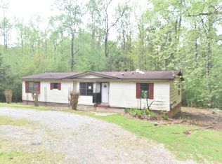 1154 Fish Pond Rd, Alexander City, AL 35010