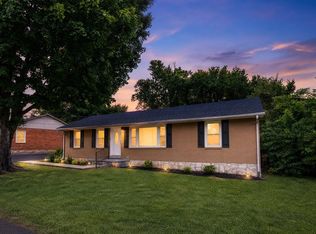 1424 Longview Dr, Bowling Green, KY 42101