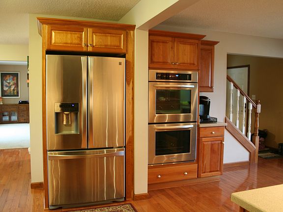 3rd image of 5012 N Sollars Dr
