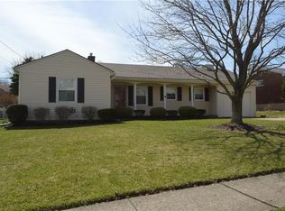 239 Canterbury Dr, Springfield, OH 45503