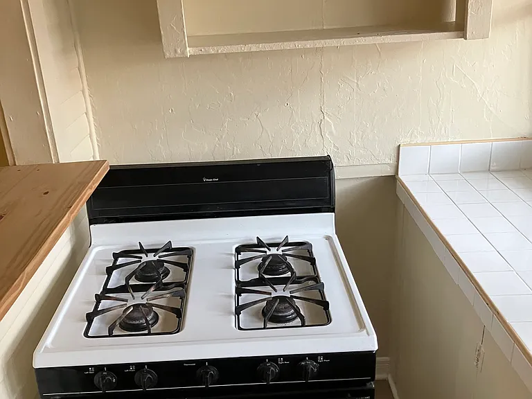 3212 Alameda St — Photo 8