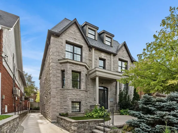 8 Highbourne Rd #1, Toronto, ON M5P 2J2