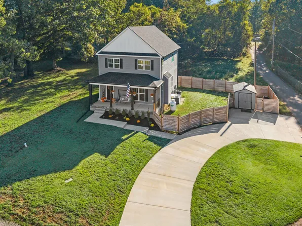 165 Cross Ln, Clarksville, TN 37040