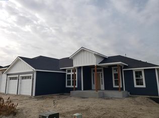 728 S Pittsburg St, Kennewick, WA 99336