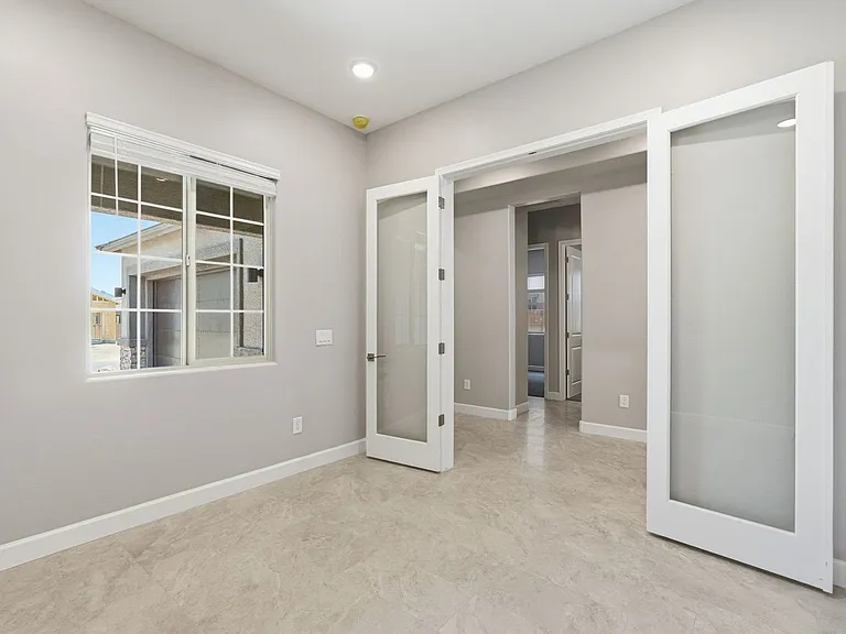 293 E Jasper Ct — Photo 24