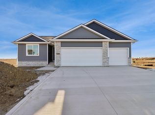 1490 Locust St, Waukee, IA 50263