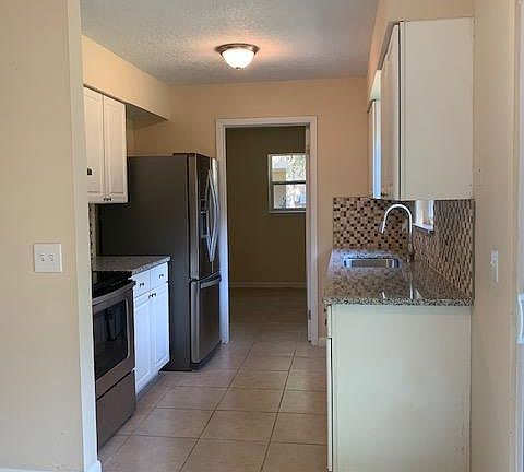 5th image of 9600 SE 122nd Pl