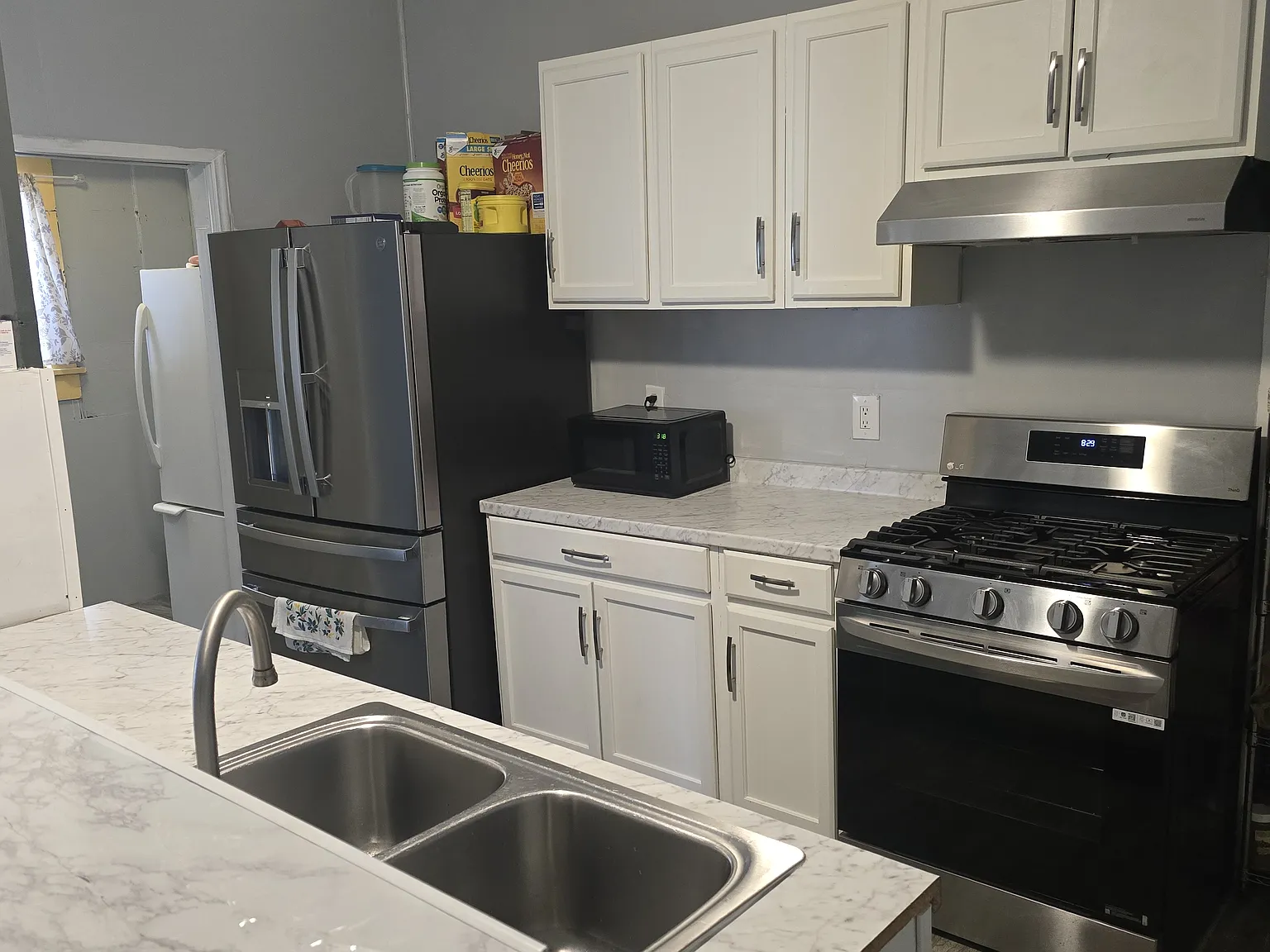 4 bed, 1250 sqft, $1,550 — Photo 2
