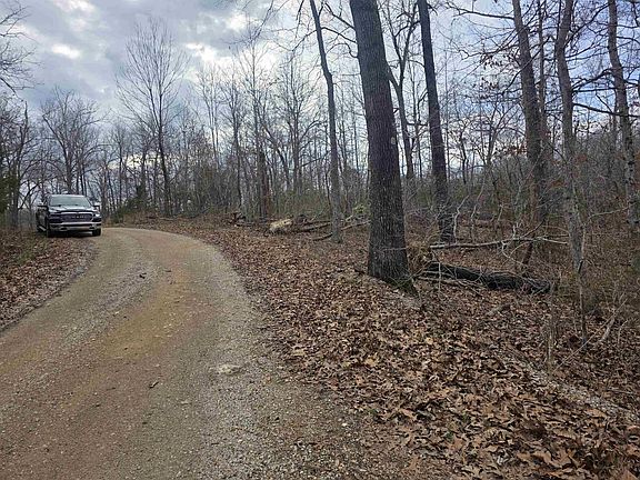 5th image of S Summit Ridge Dr